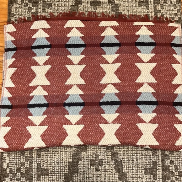 Sale 💋 Textured Scarf - Picture 3 of 4